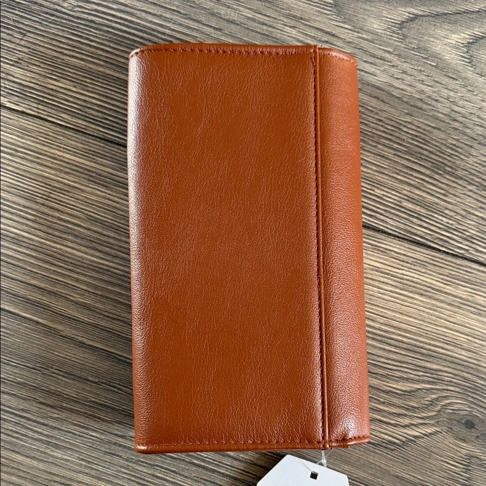 Time and Tru structured brown